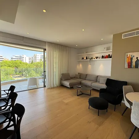 아파트 Wealthystays Parkside 니코시아