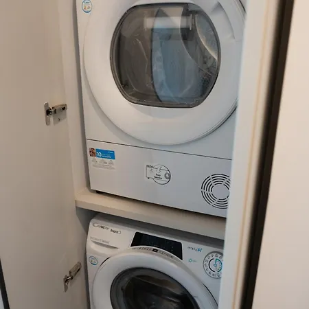 Wealthystays Parkside Apartment *