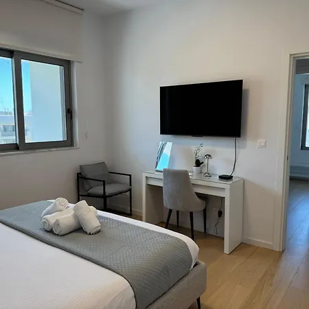 Wealthystays Parkside Apartment *