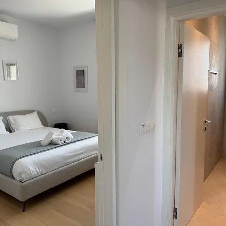 Wealthystays Parkside