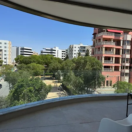 Appartement Wealthystays Parkside