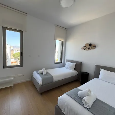 Apartamento Wealthystays Parkside *